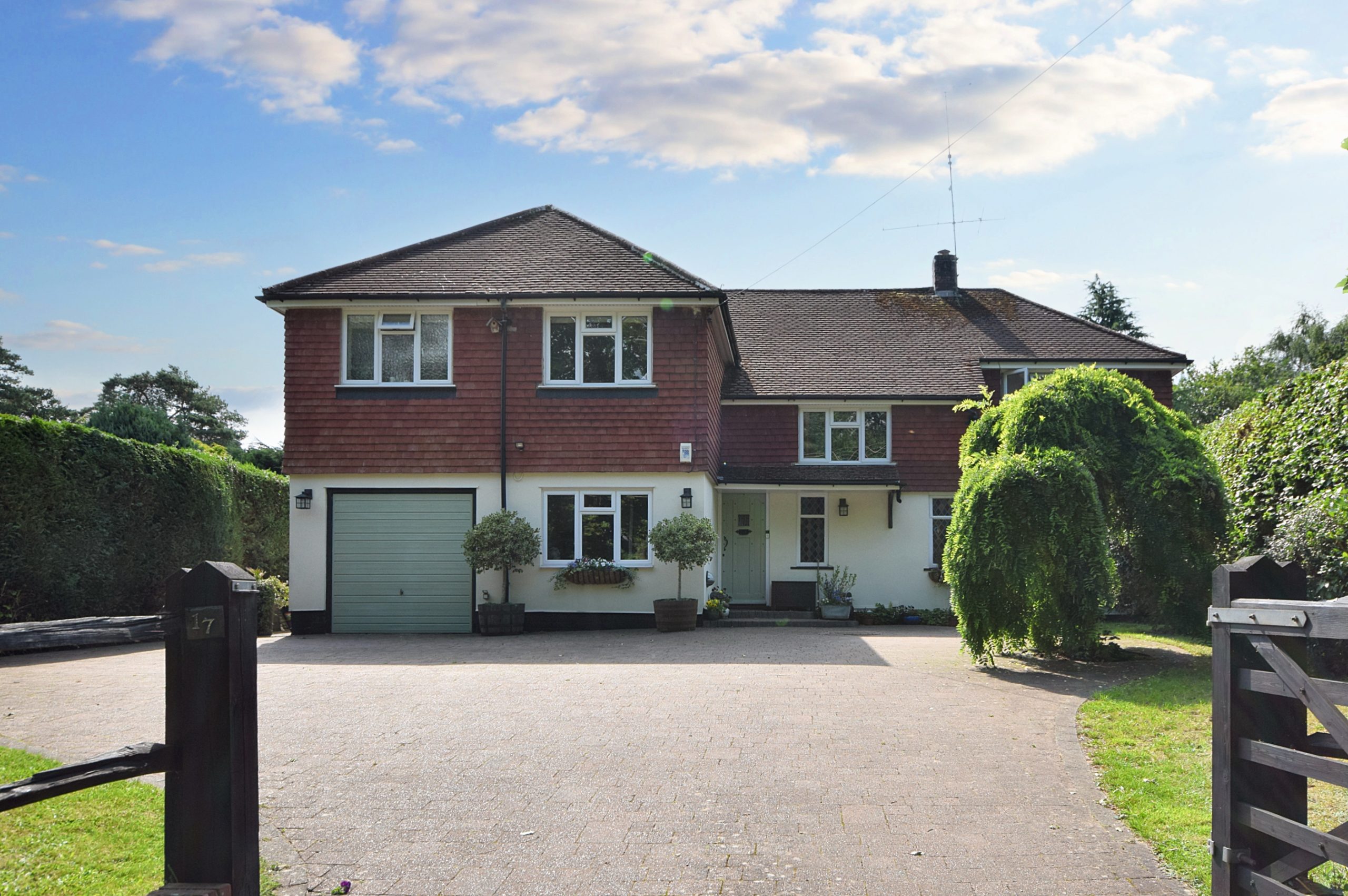 New Instruction in Badshot Lea for £475,000. Built by Devine Homes