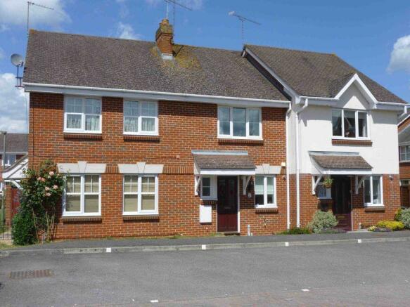 Farnham Town Centre – £1,350 pcm